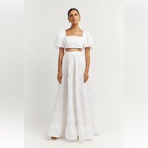NWT Dissh Aisle White Linen sleeved Top and Tier Long Skirt (Size 4)